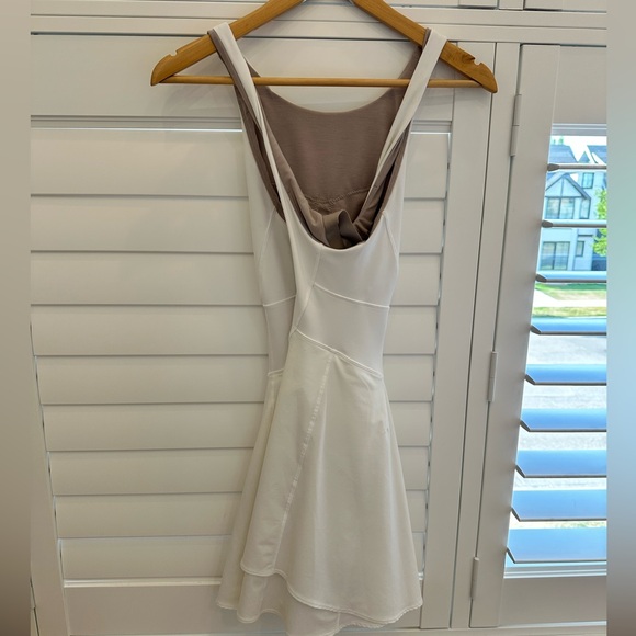 Lululemon Court Crush Dress - Picture 4 of 6